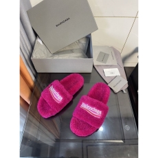 Balenciaga Slippers